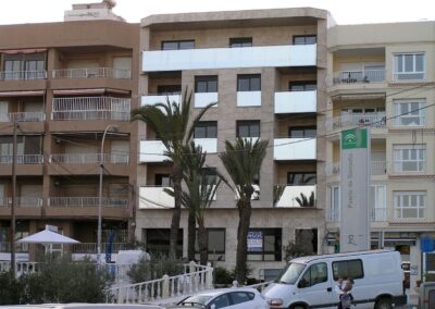 12 Viviendas y Local. Garrucha. Almería.