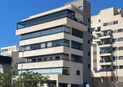 5 Viviendas en Bloque. Almería.